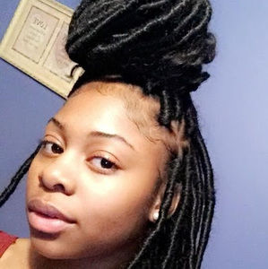 Meet your Posher, Macoreia